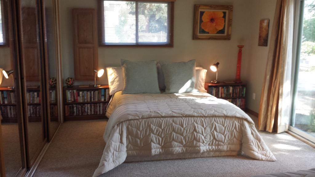 Yosemite Plaisance Bed & Breakfast Mariposa Room photo